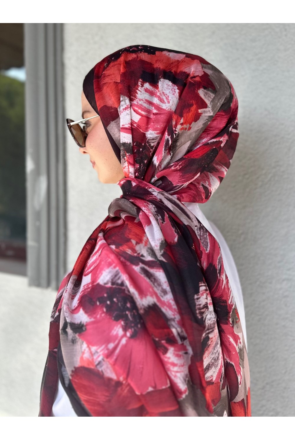 Çiçek Desenli Şal Kırmızı