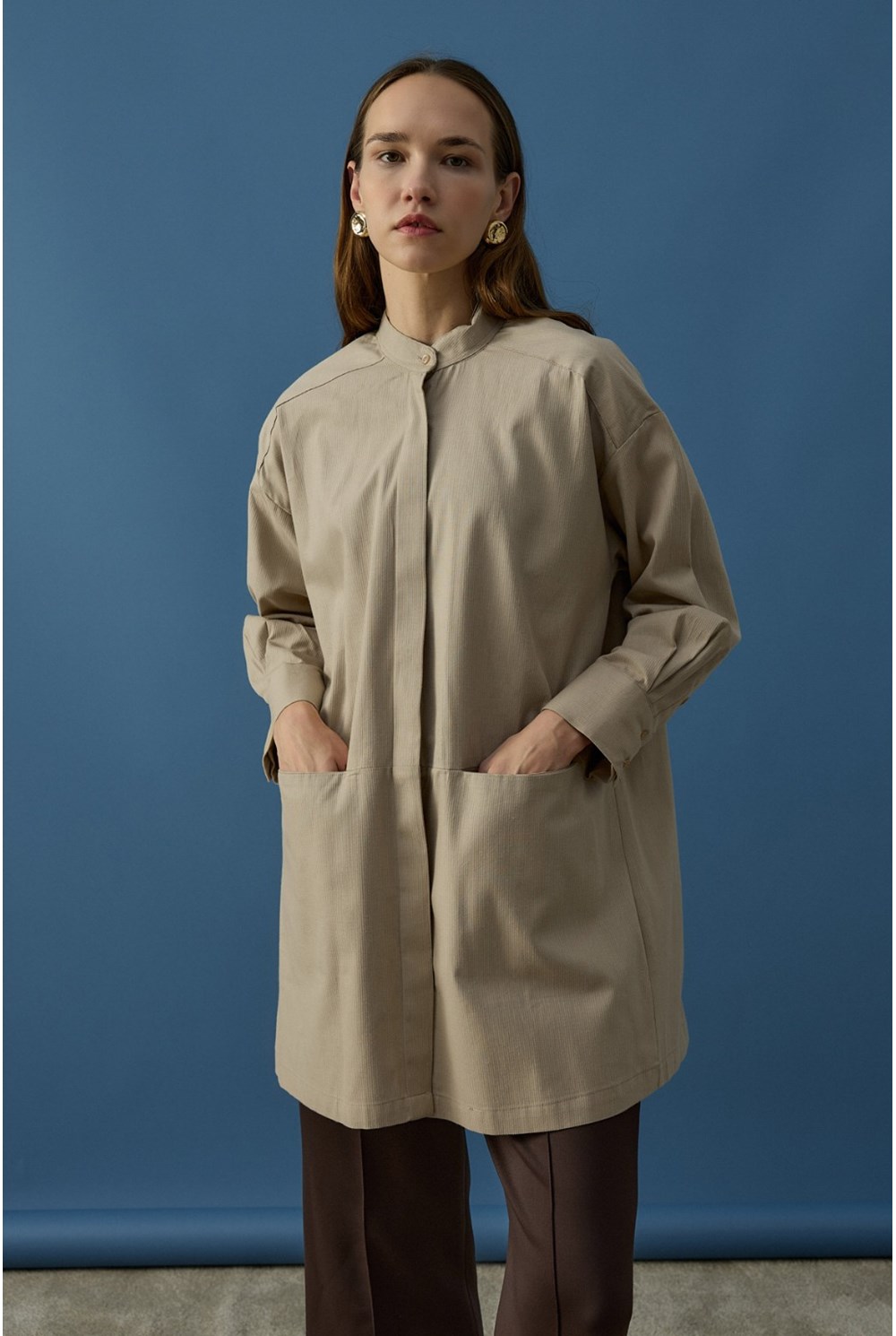 Gizli Cepli Hakim Yaka Gömlek Krem 