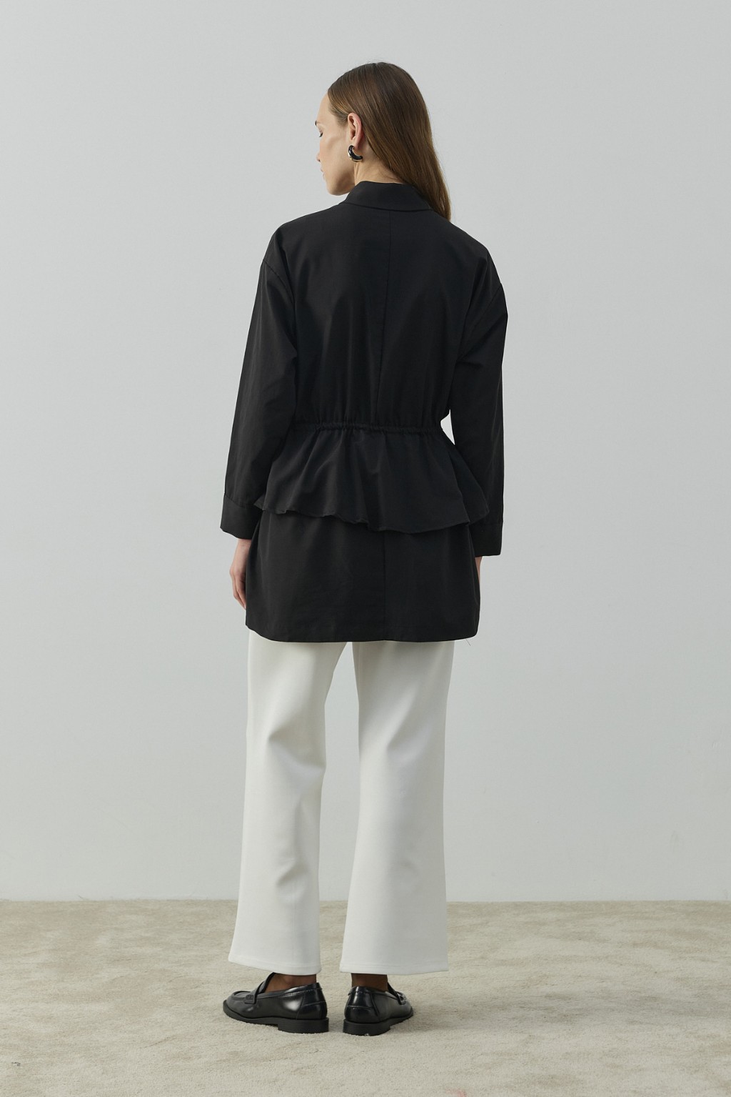 Gold  Düğmeli Volan Ceket Siyah